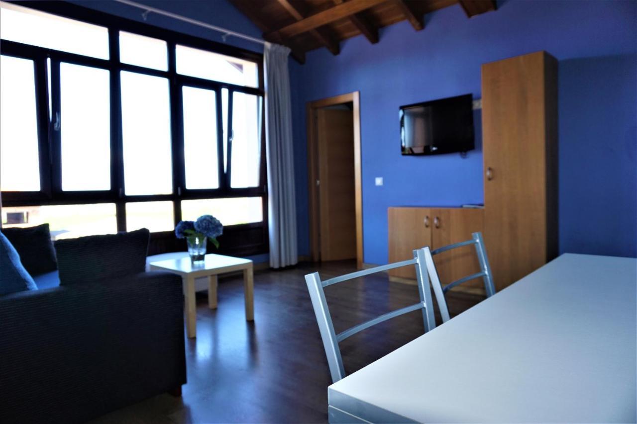 לאנס Apartamentos La Playina מראה חיצוני תמונה