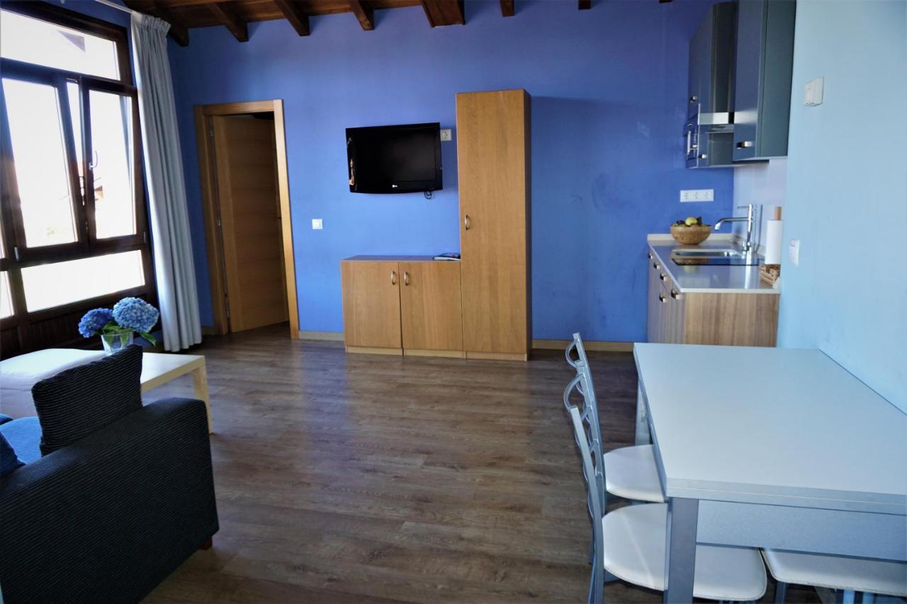 לאנס Apartamentos La Playina מראה חיצוני תמונה